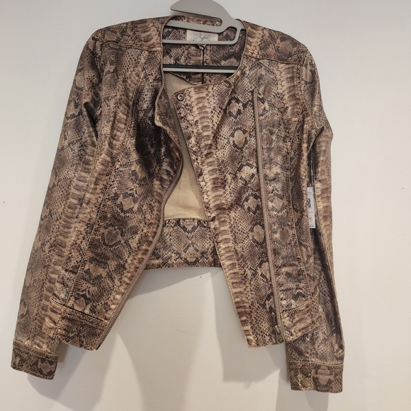NWT Buffalo jacket in xs small in brown - Picture 5 of 10